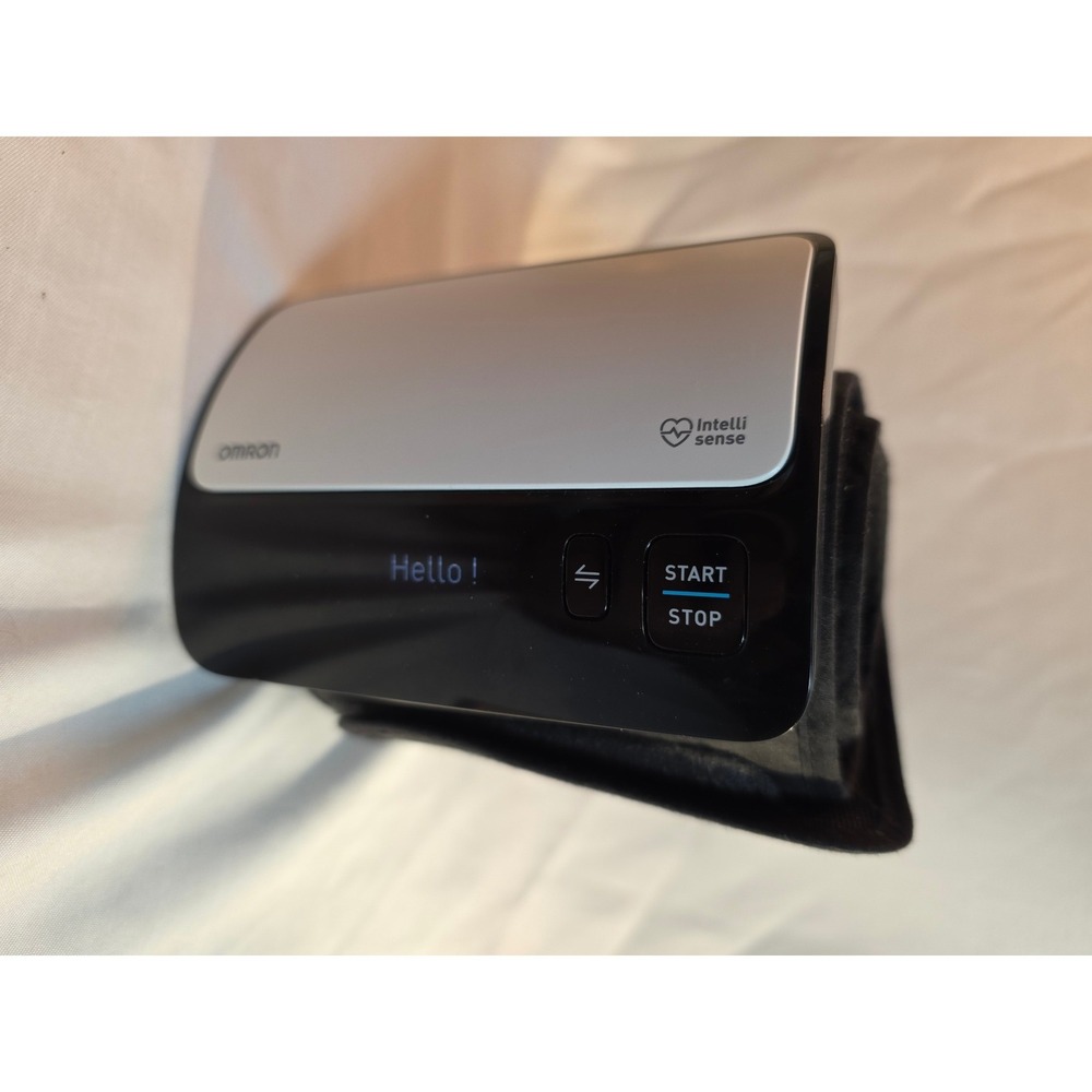 Omron Evolv Wireless Upper Arm Blood Pressure Monitor BP7000 Bluetooth Tested